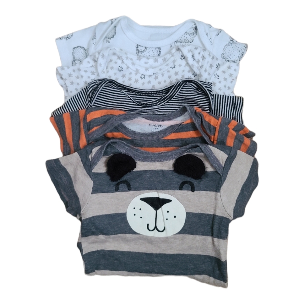 Baby clothes